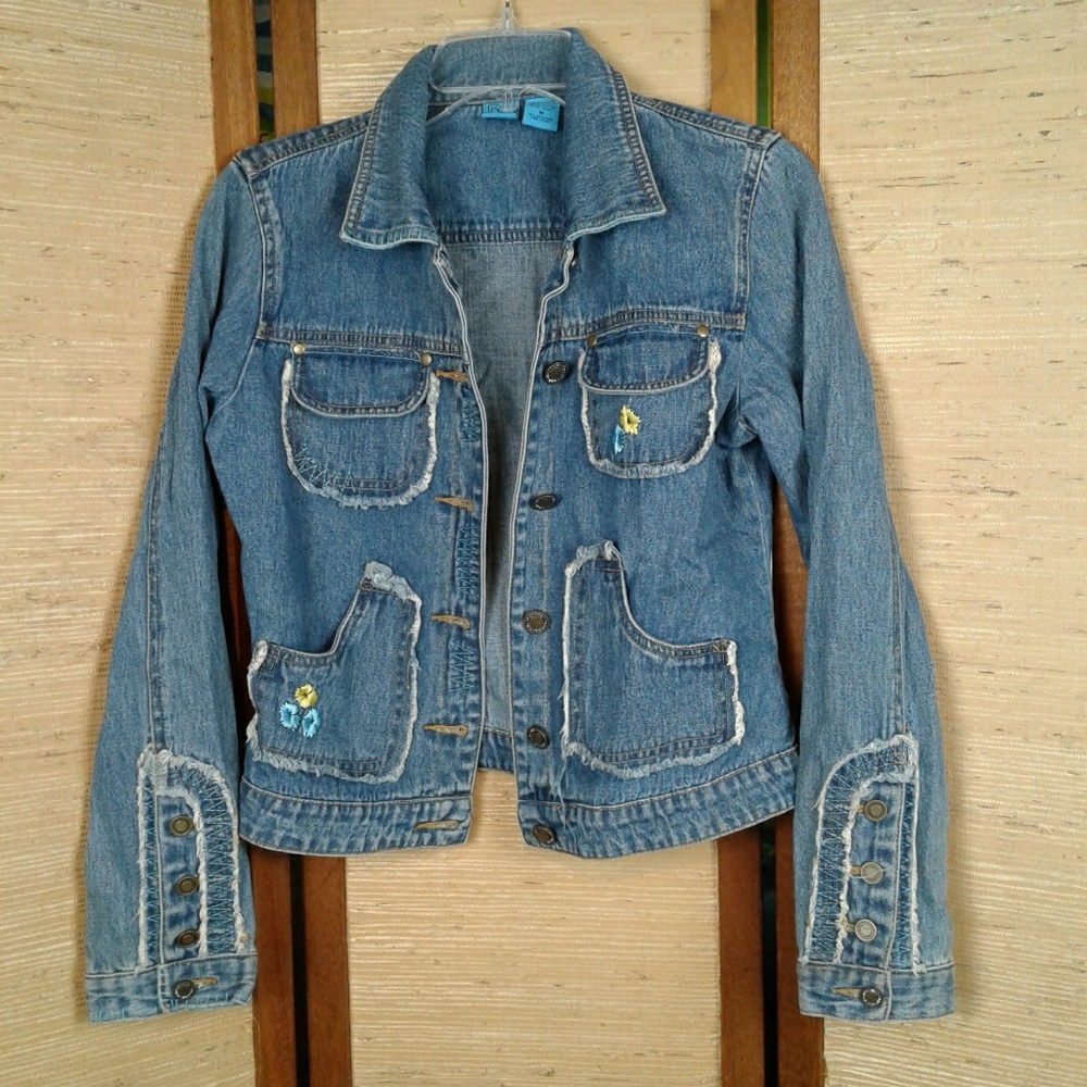 Girls denim jacket embroidery flowers raw edge  M